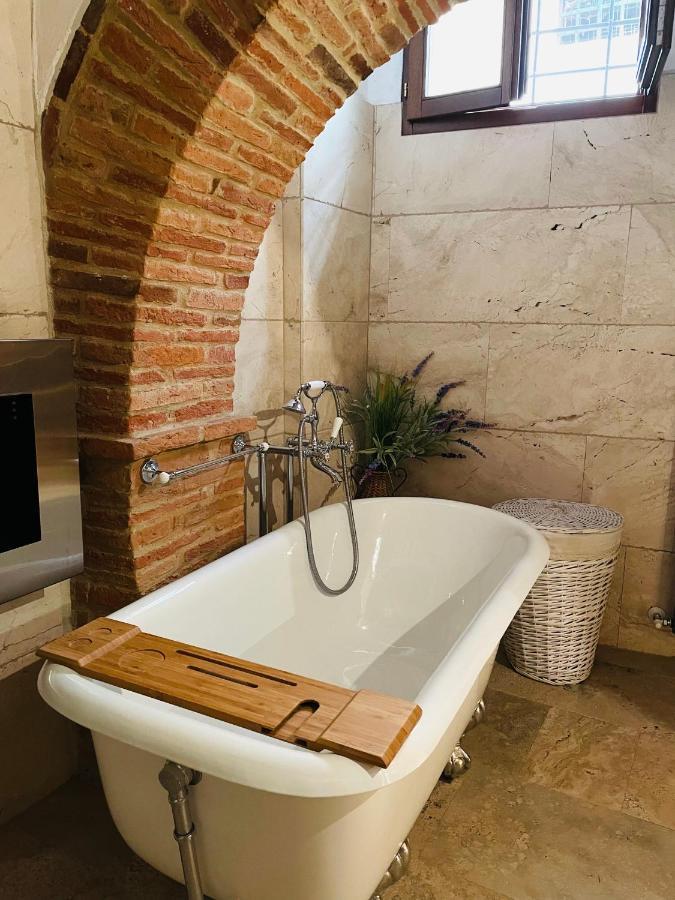 Апартаменты Valiano R Montepulciano Экстерьер фото