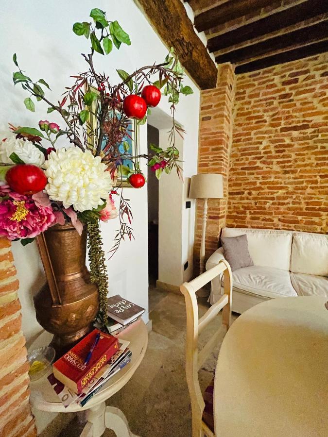 Апартаменты Valiano R Montepulciano Экстерьер фото